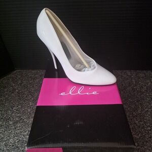Ellie Style 260-W White Patent Stiletto Pumps Women's Size 7 NIB Costume Heels